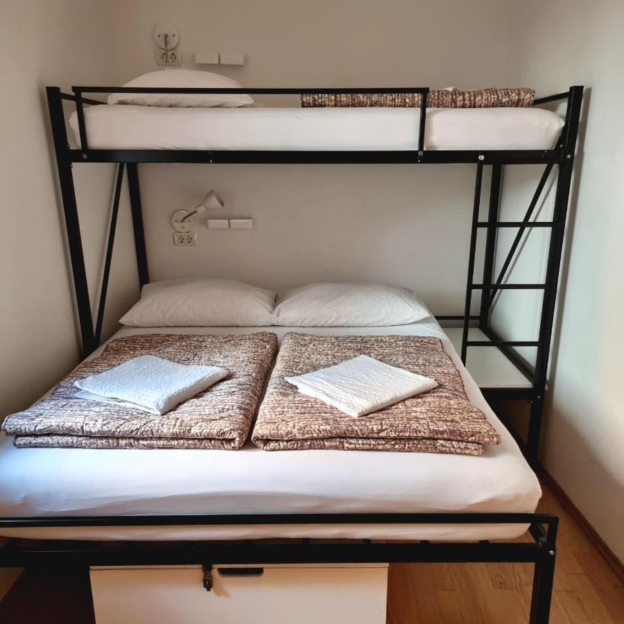 Hostel Alieti Izola Buitenkant foto